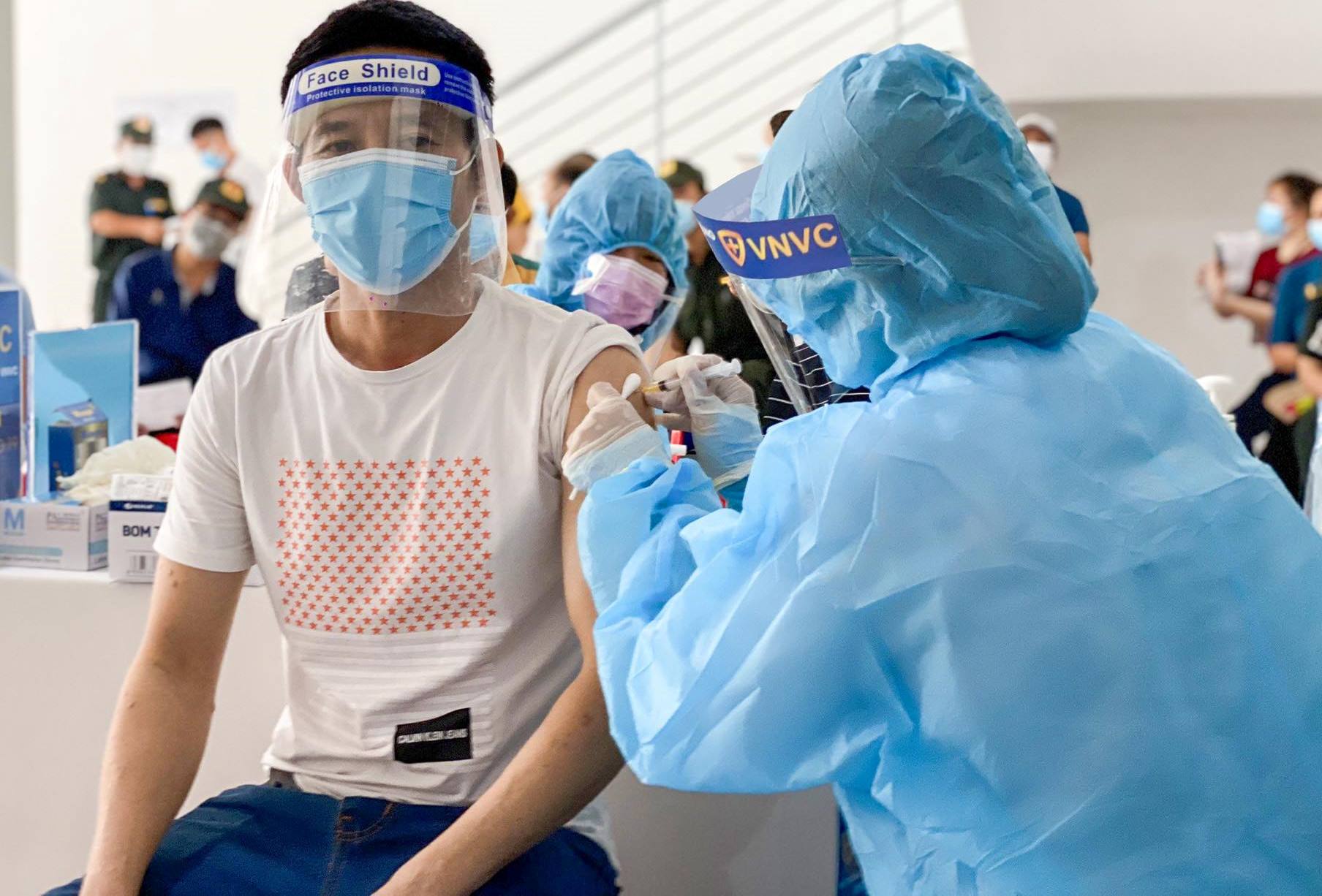 Vietnam strongly and drastically promotes vaccination against COVID-19